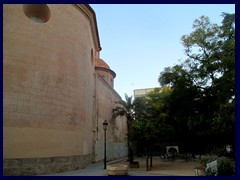 Barrio del Carmen 49 - Museo del Carmen, Plaza del Carmen. Situated in the Carmen Convent, a mix of Gothic, Renaissance and Baroque architecture. Houses all kind of exhibitions.